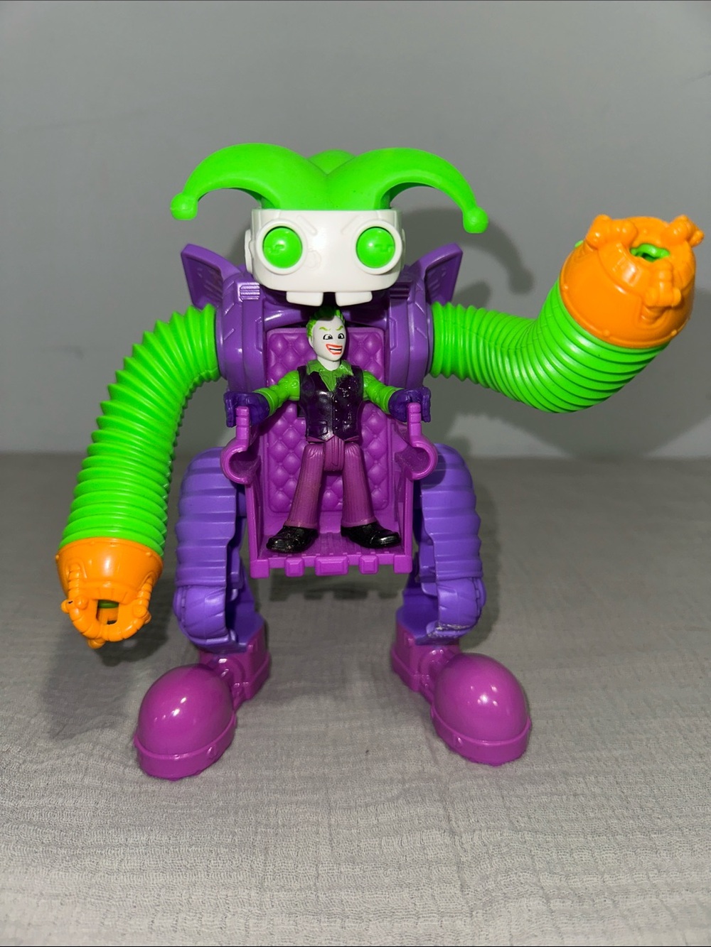 Imaginext DC Super Friends Joker Battling Robot Action Figure Mech Suit Lightup